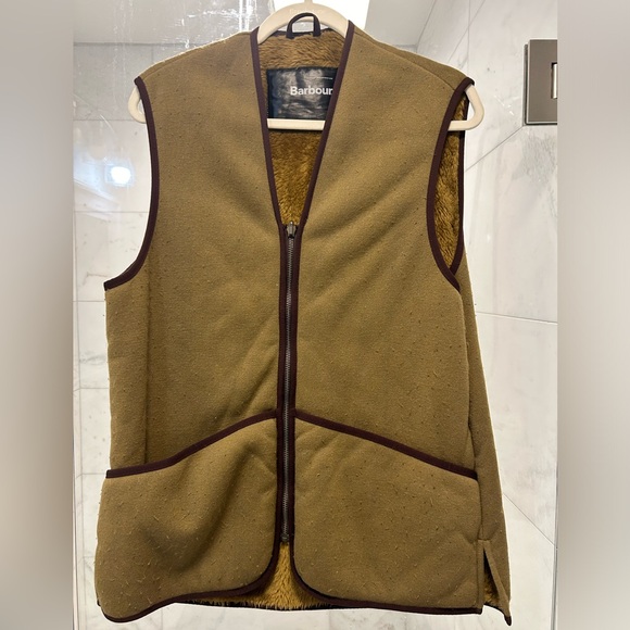 Men’s Waxed Barbour Jacket - Picture 3 of 10